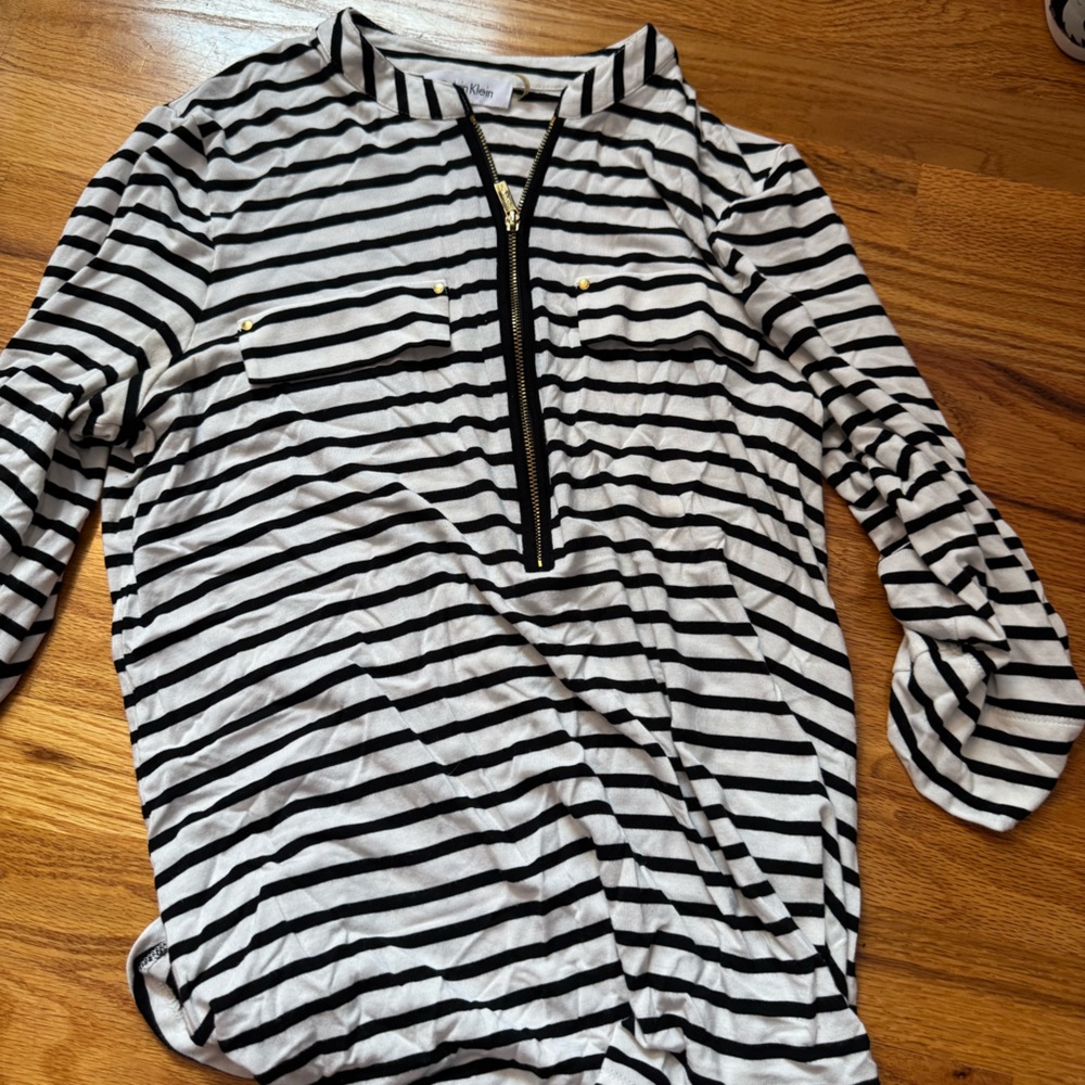 Calvin Klein 3 quarter sleeve shirt